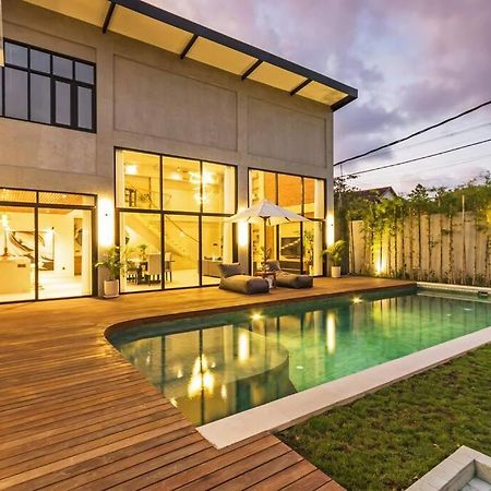 Manresa Villa Bali 4 Canggu Exterior foto