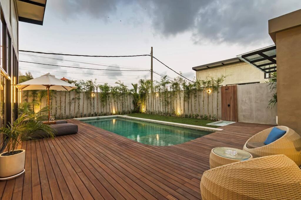 Manresa Villa Bali 4 Canggu Exterior foto